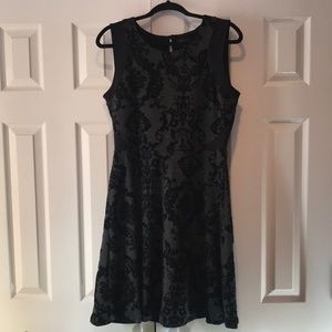 Spense Black brocade/jacquard dress